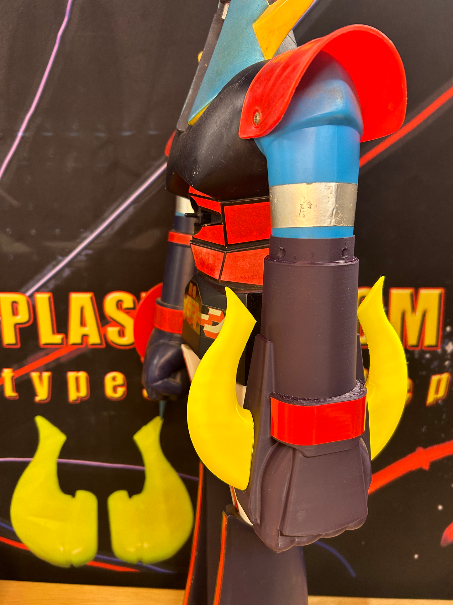 Raydeen / Raideen BowFist image 2