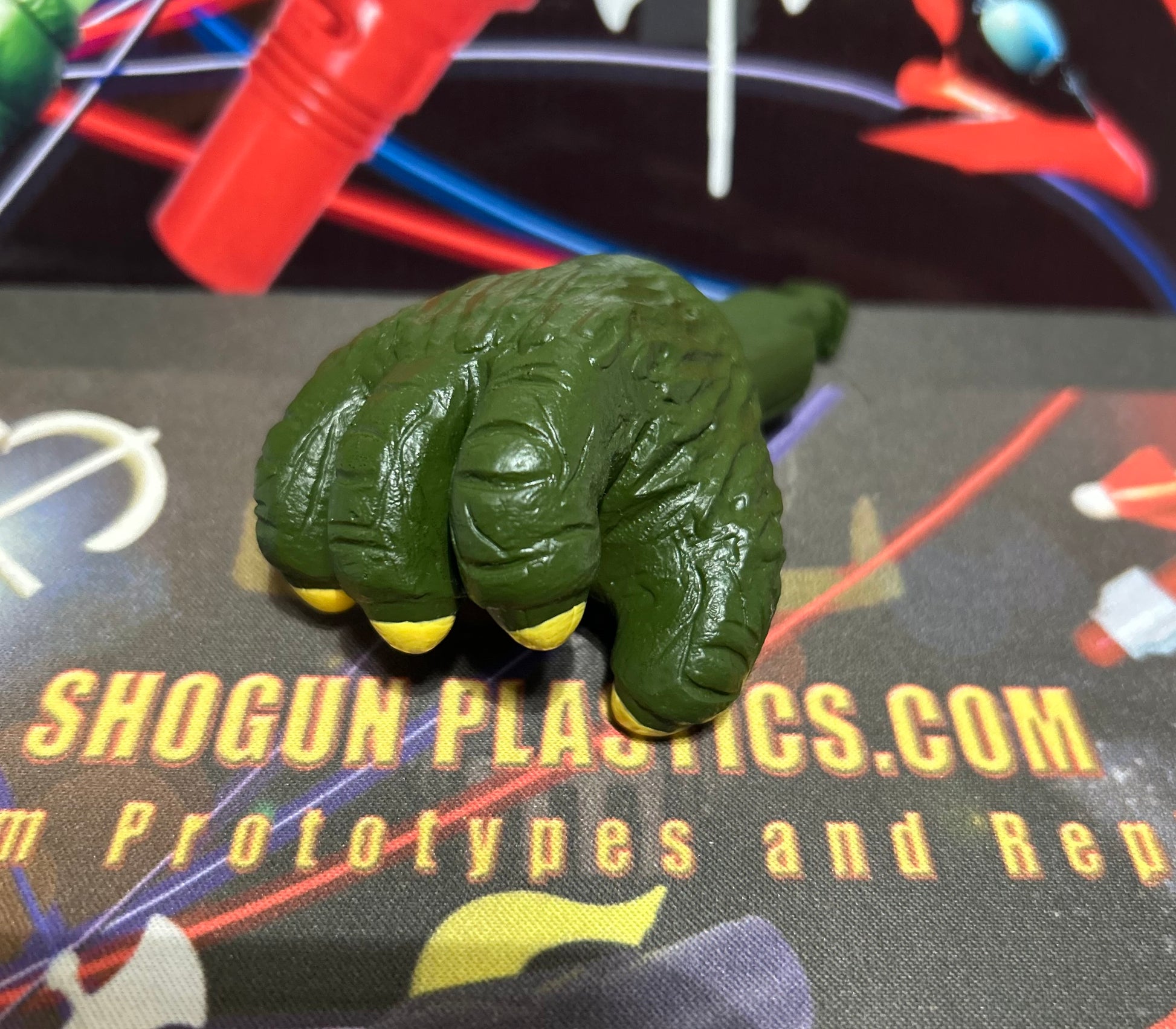 Jumbosaurus Shooting Fist image 1
