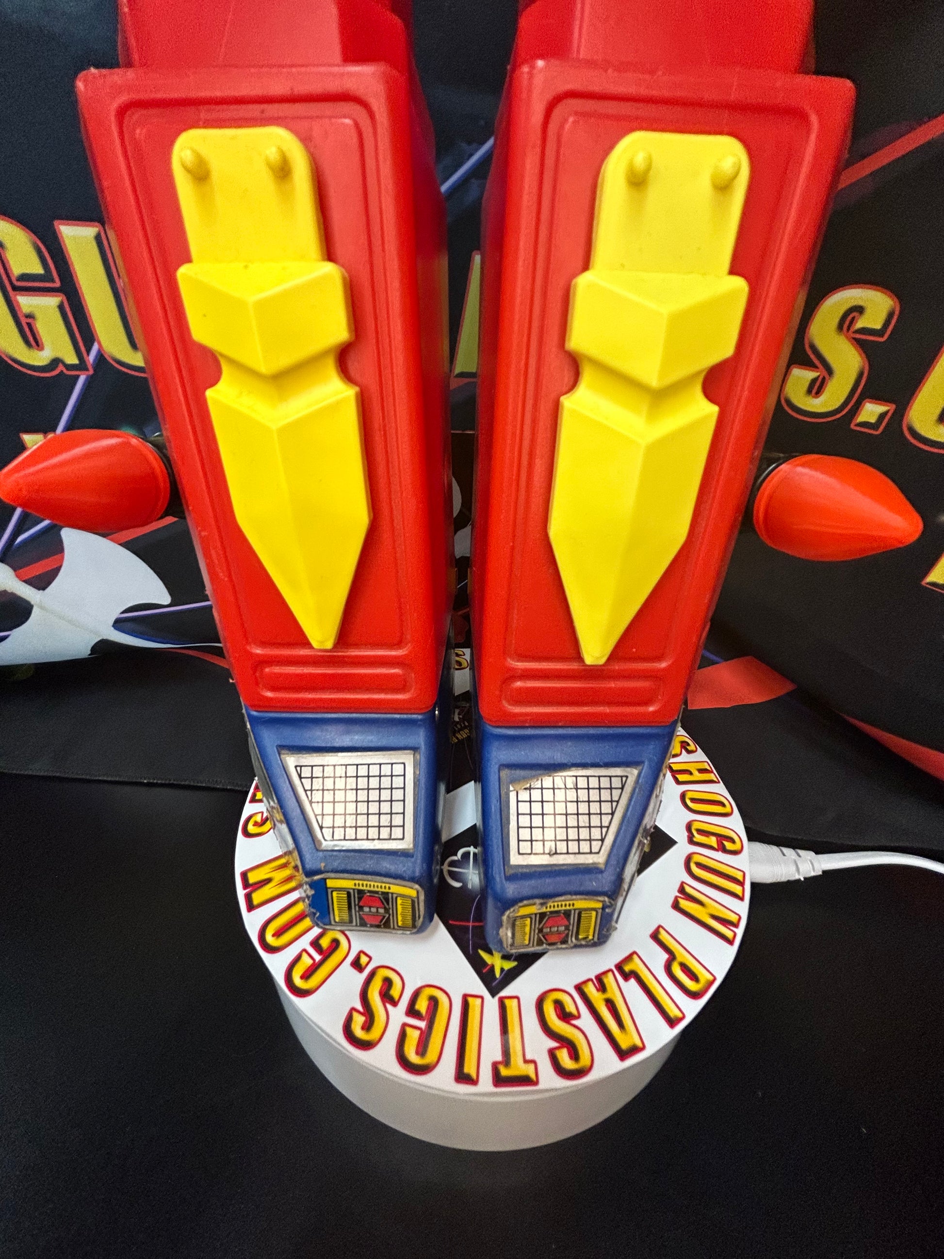 General Daimos Leg Rocket Set - RED image 4